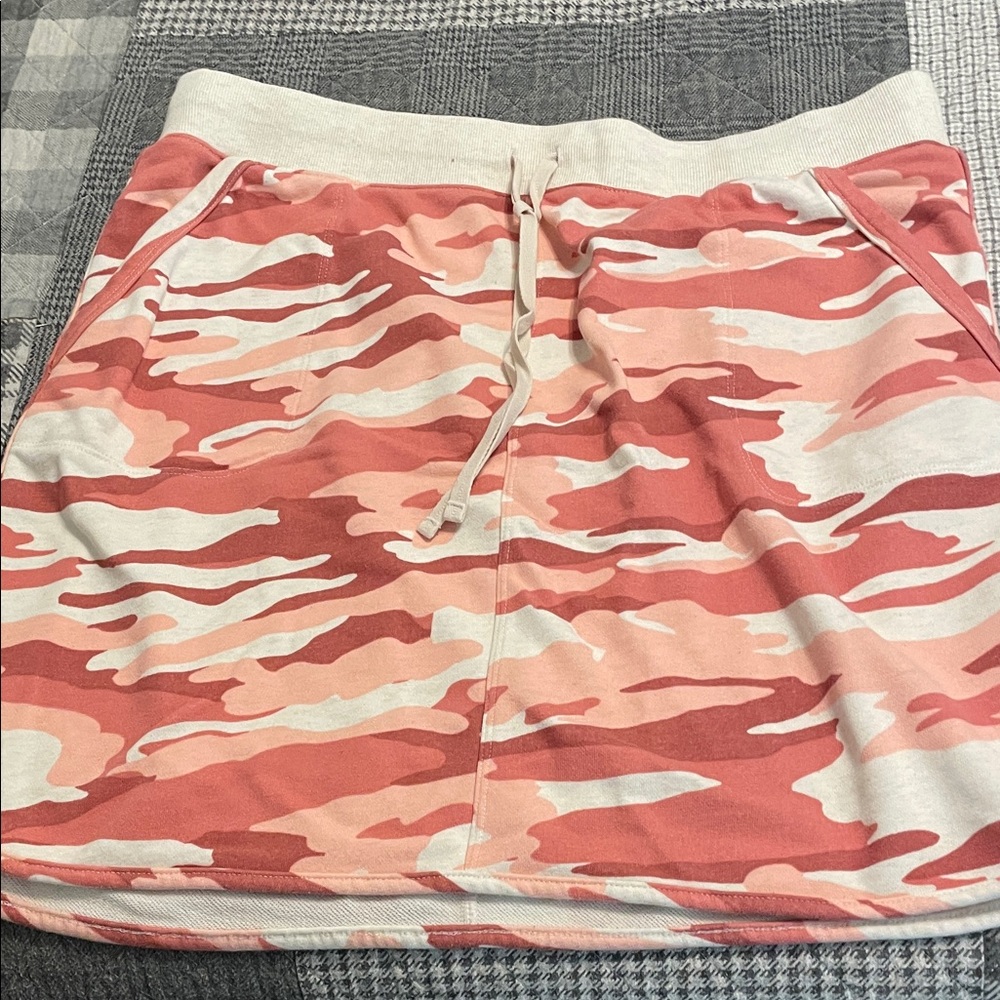 Talbots Pink and Cream Camouflage Mini Skirt